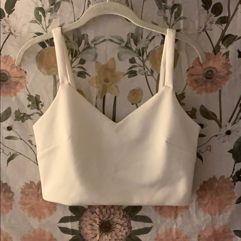 Express White Crop-Top